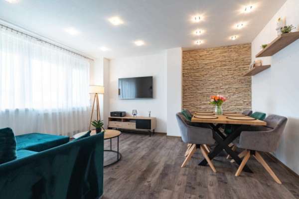 PRENÁJOM - MODERNE ZARIADENÝ 3 IZB BYT s LOGGIOU, ČORDÁKOVA, KOŠICE - KVP